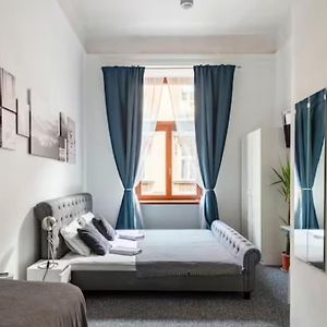 Hello Aparthotels